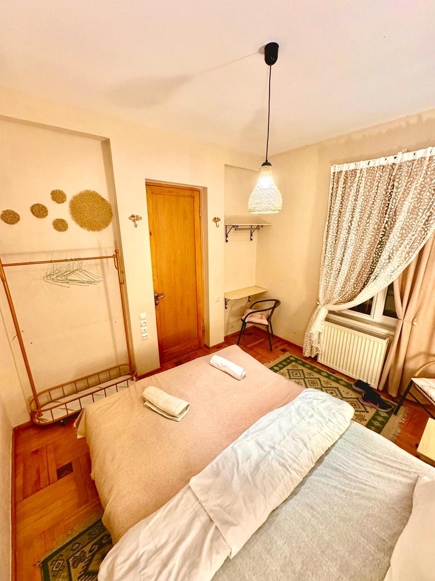 Sky Guest House Tbilisi ภายนอก รูปภาพ