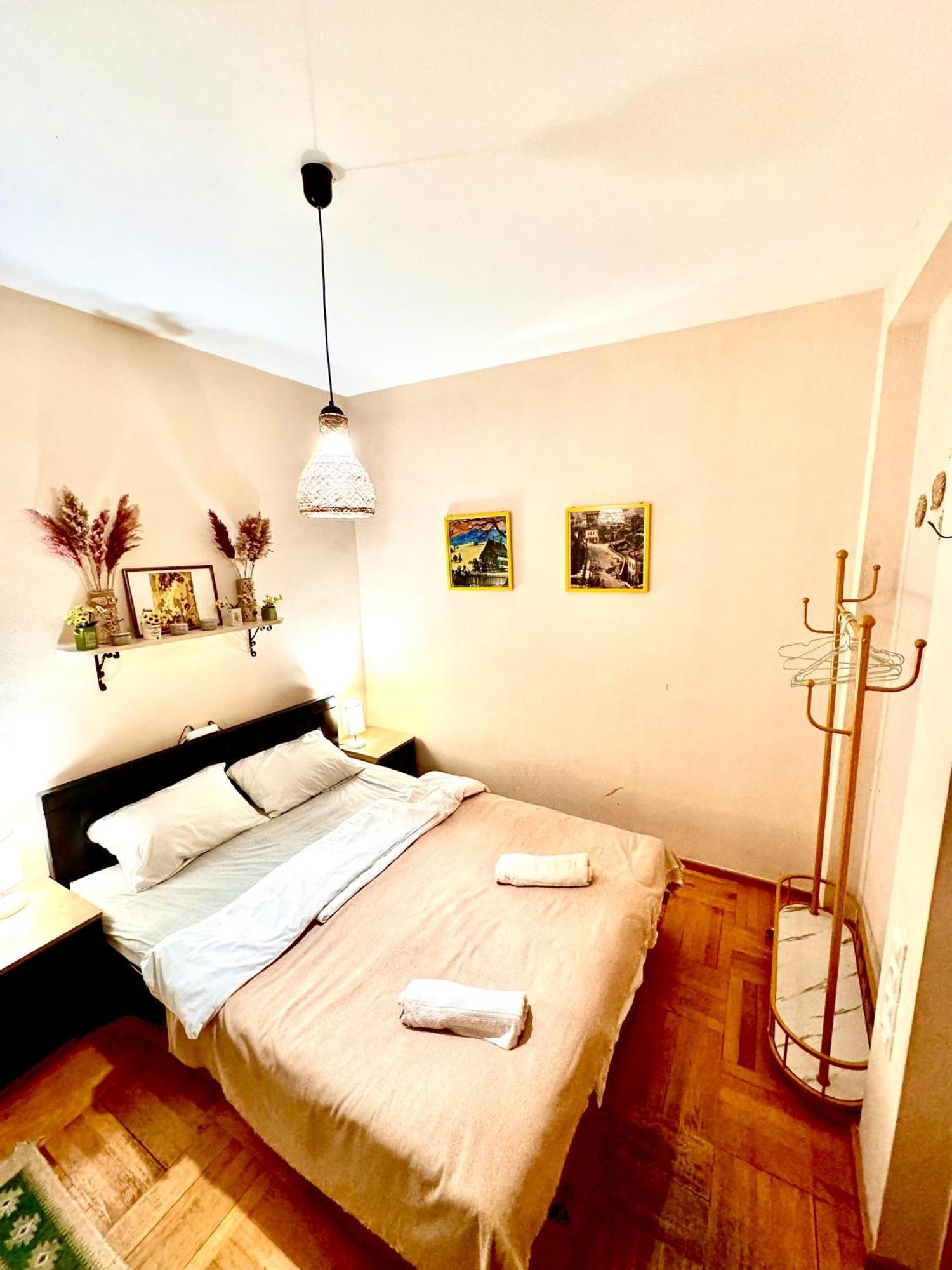 Sky Guest House Tbilisi ภายนอก รูปภาพ