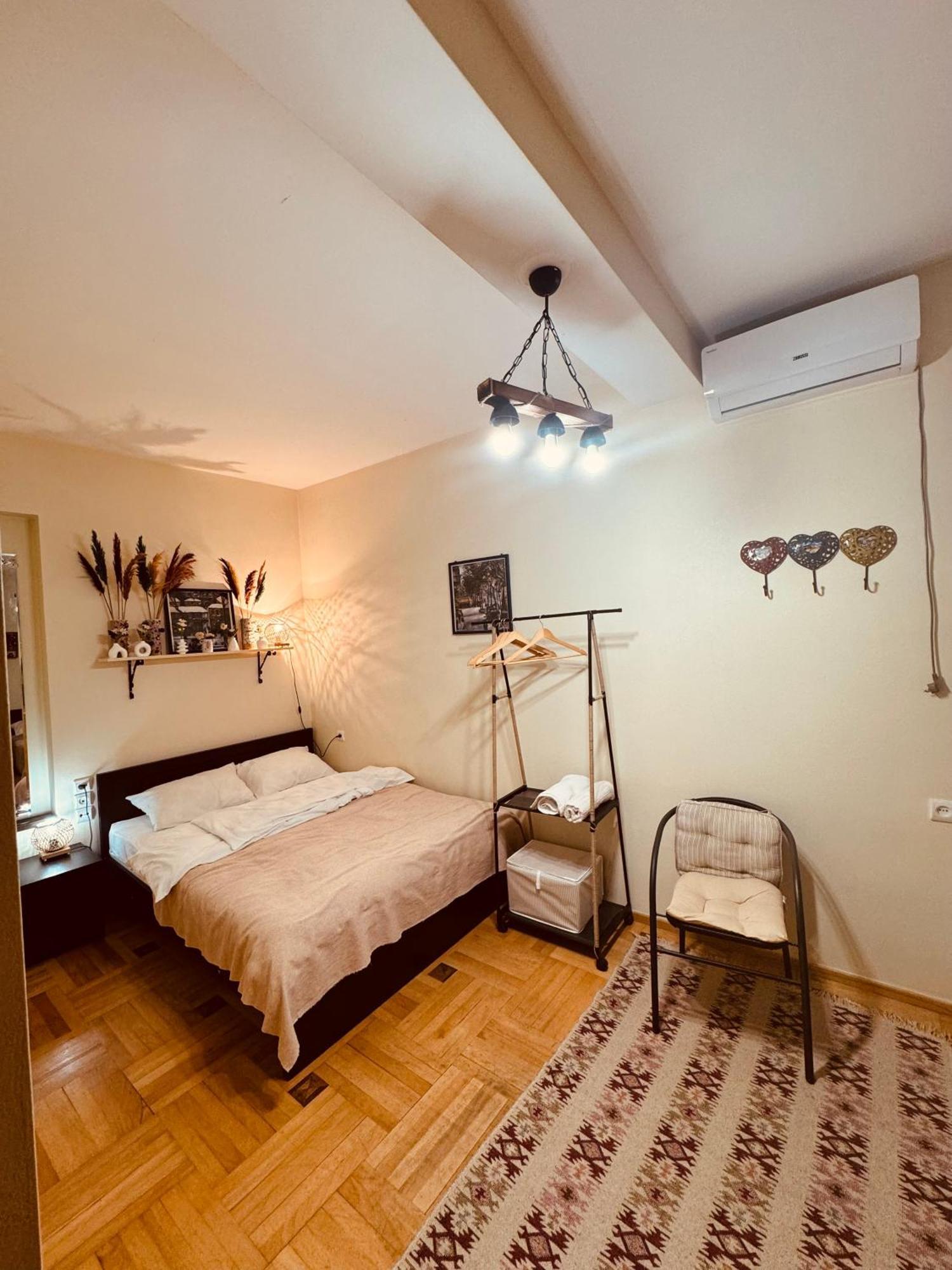 Sky Guest House Tbilisi ภายนอก รูปภาพ