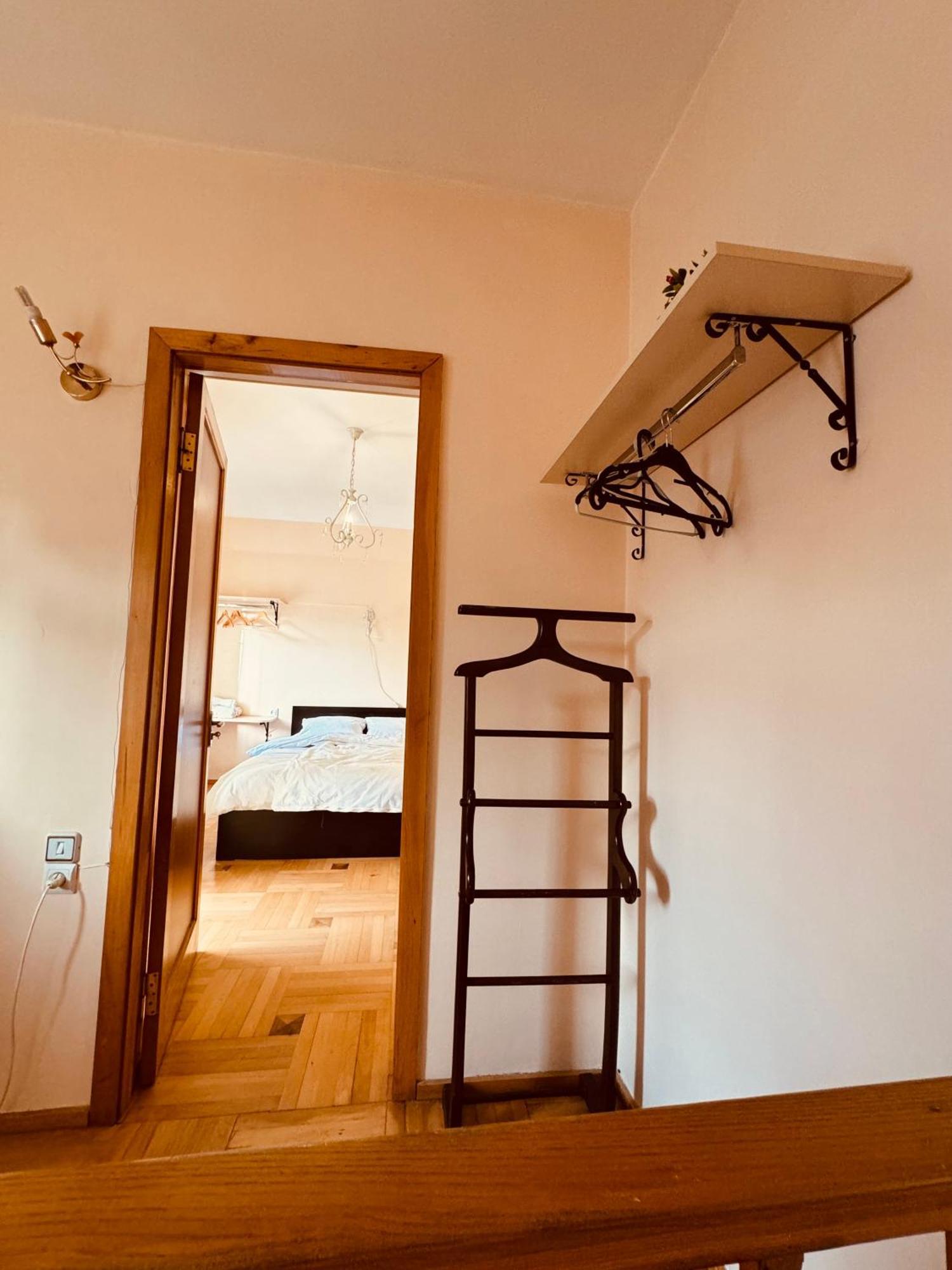 Sky Guest House Tbilisi ภายนอก รูปภาพ